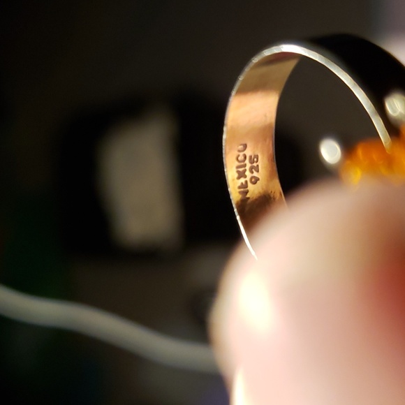 Dreamy Dandelion - Picture 2 of 2